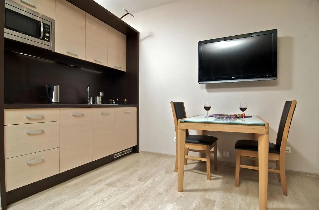 Silver Apartments فروتسواف