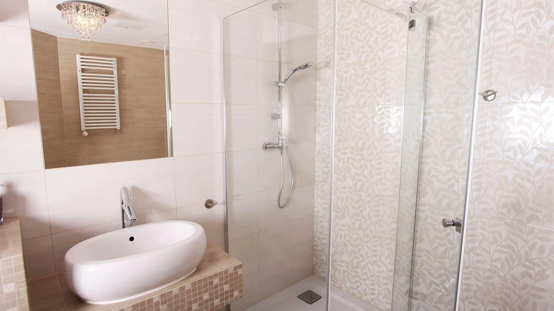 Silver Apartments فروتسواف